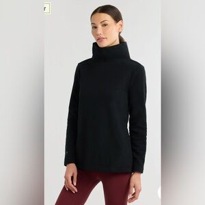 Dudley Stephens Like New Cobble Hill Black Turtleneck Fleece - Size Medium
